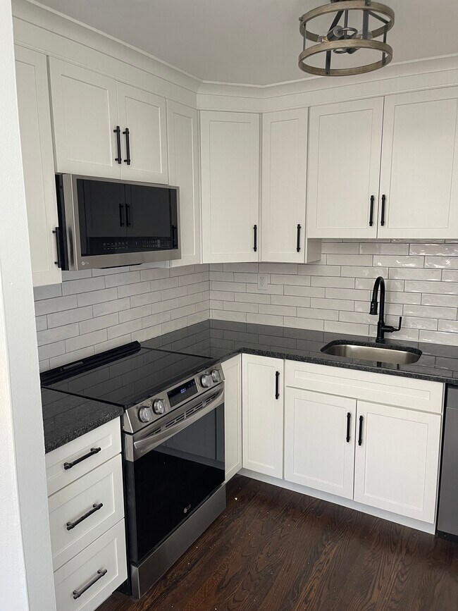 Foto del edificio - 830 Garrett Ln