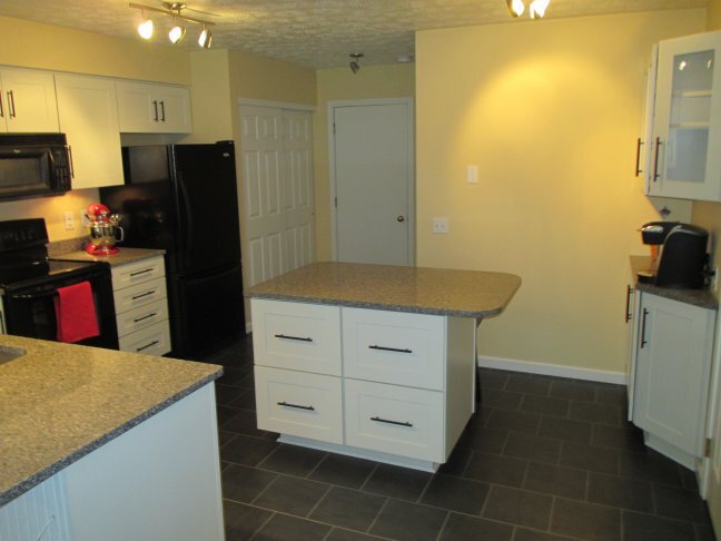 Kitchen - 1153 Ridge Crest Dr