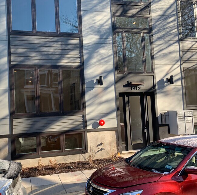 Foto del edificio - 1415 Oak St NW