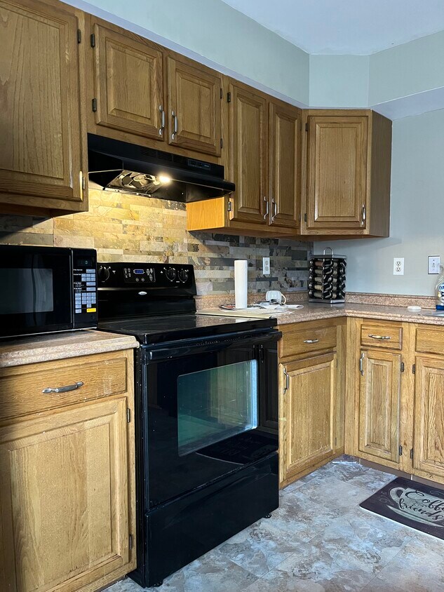Foto del edificio - 14455 Governors Grove Road