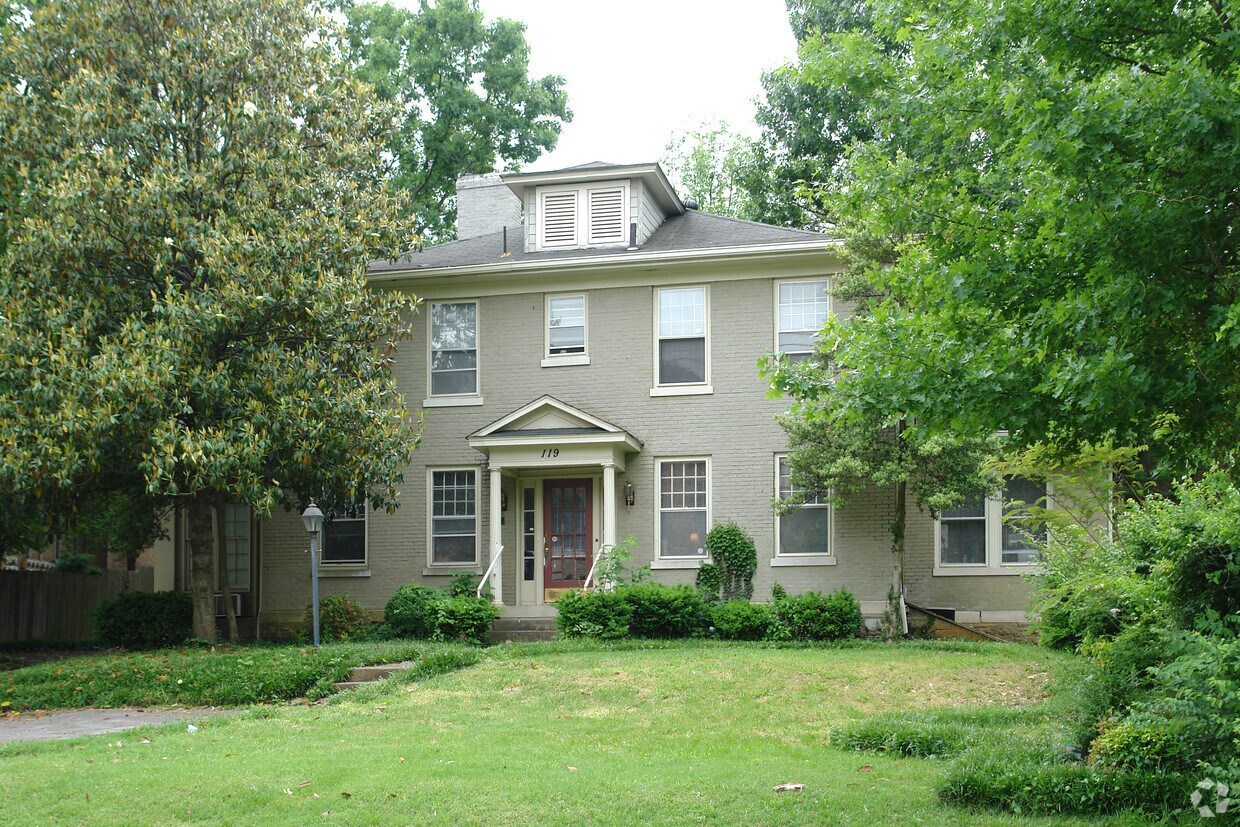 Primary Photo - 119 Acklen Park Dr