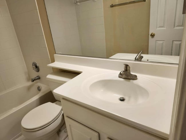 Building Photo - 46751 Vermont Maple Terrace