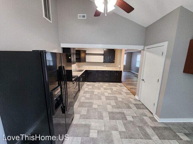 Building Photo - 3 br, 2 bath House - 203 PineTree Rd
