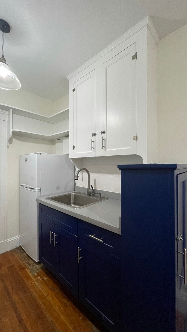 Building Photo - 6 Washington Ave