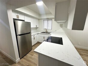 Building Photo - 6932 Kilgore Dr