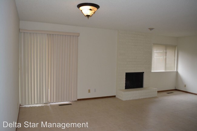 Building Photo - 5507 Mike Arthur Ct
