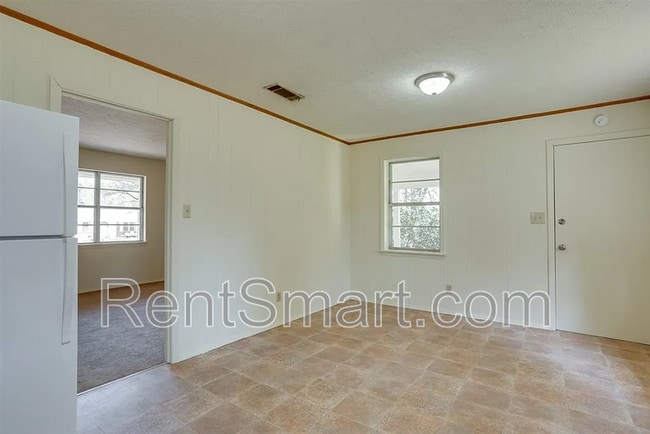 Foto del edificio - 107 McClain St