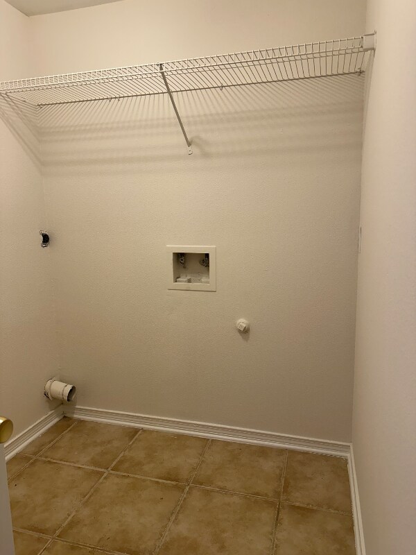 Foto del edificio - 519 Cedarwood Dr