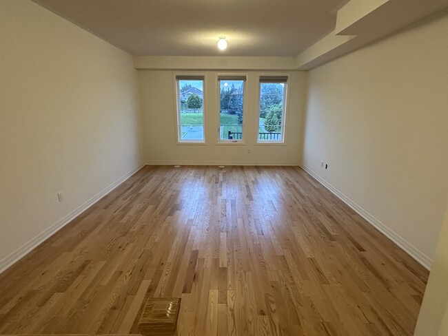 Photo du bâtiment - 1503 Green Rd