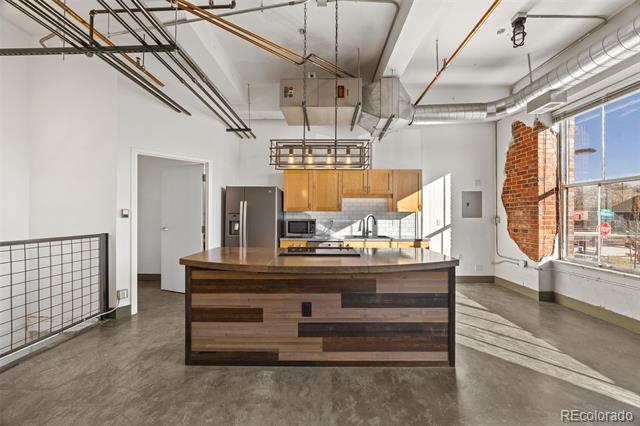 Foto del edificio - 1777 E 39th Ave