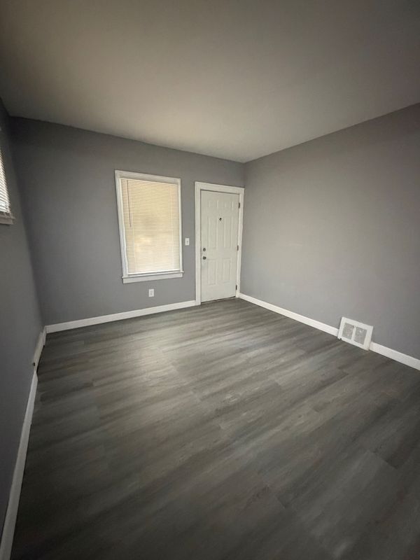 Foto del edificio - 15574 Wabash St