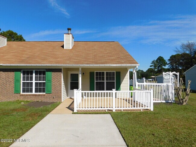 Building Photo - 112 Jenny Ln