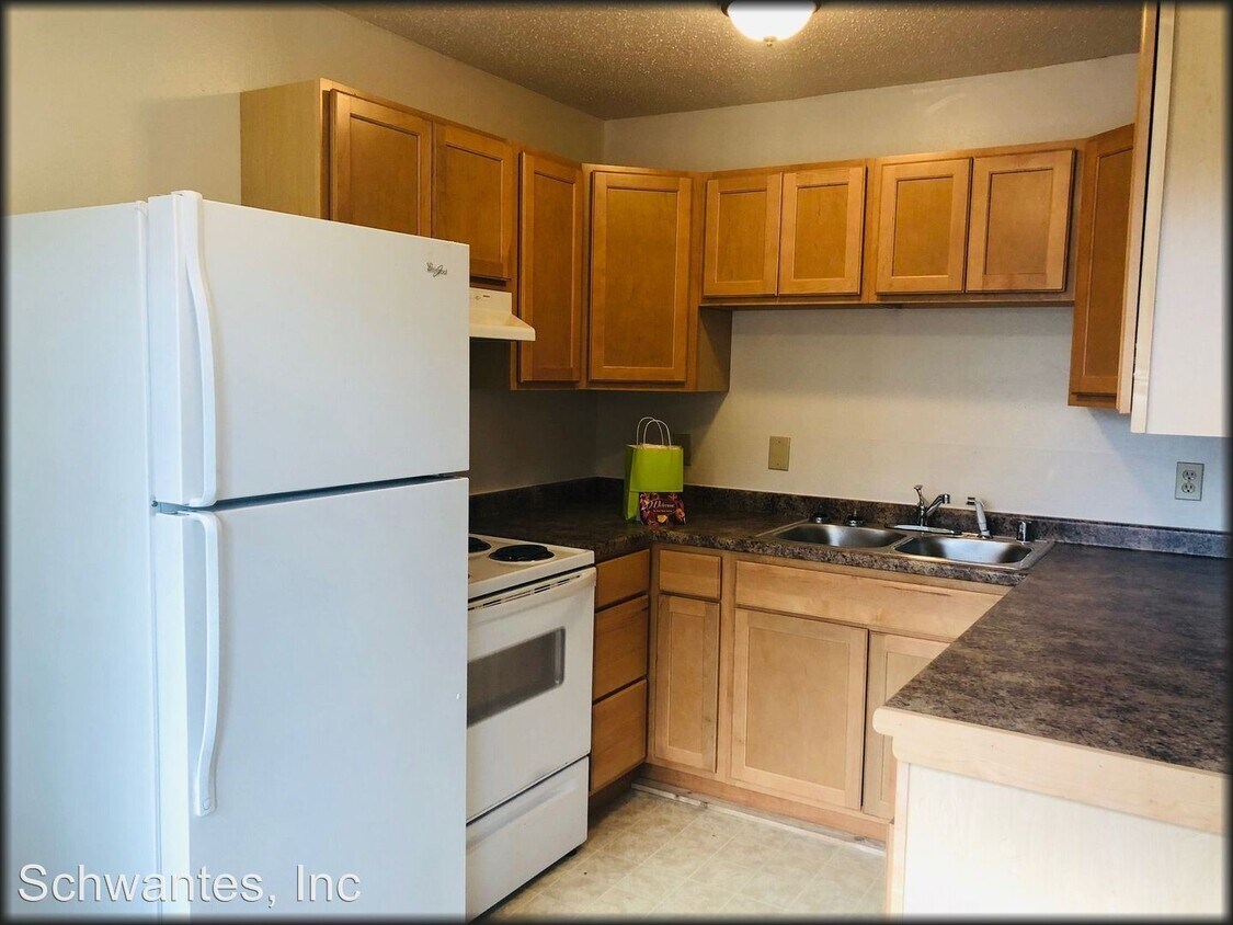 Primary Photo - 2502 Eide St
