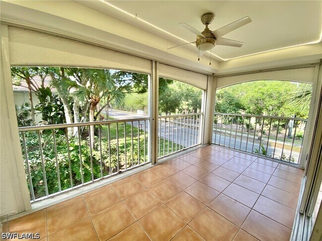 Foto del edificio - 1096 Woodshire Ln