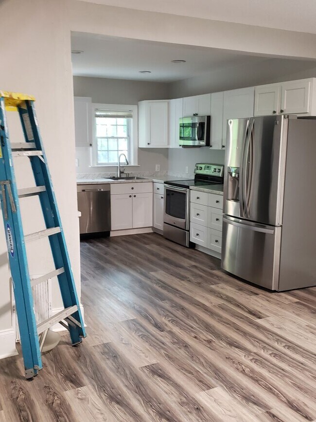 Building Photo - Coming Soon! | Charming 4-Bedroom Home | Richmond's Northside