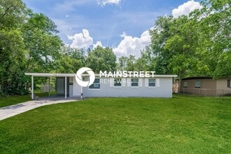 Building Photo - 1038 Pheasant Dr