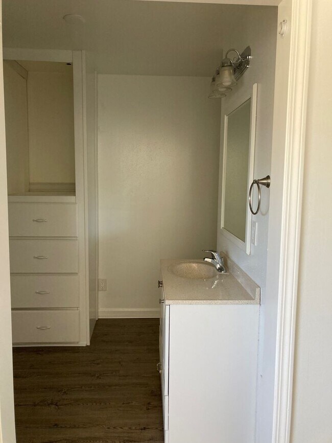 Foto del edificio - 2432 S 5th St W