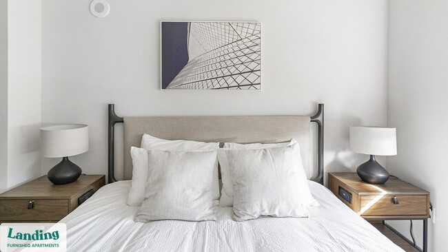 Foto del edificio - 698 NE 1st Ave