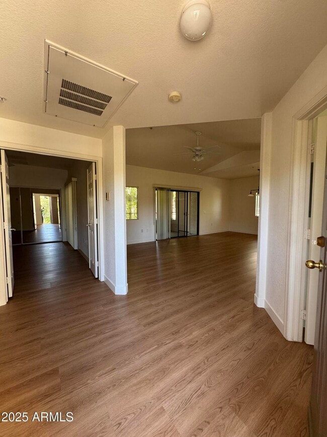 Building Photo - 9555 E Raintree Dr