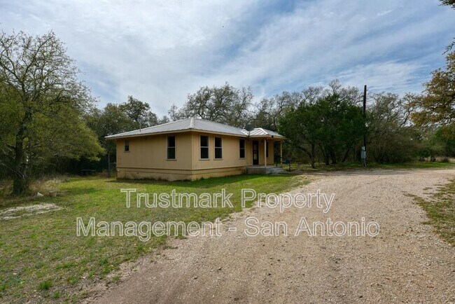 Building Photo - 930 Co Rd 342