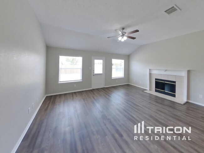 Foto del edificio - 945 Carlin Lane Burleson TX