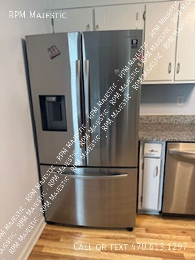 Foto del edificio - 5202 Edgemoor Dr NW