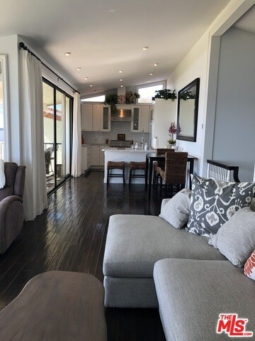 Building Photo - 29700 Zuma Bay Way