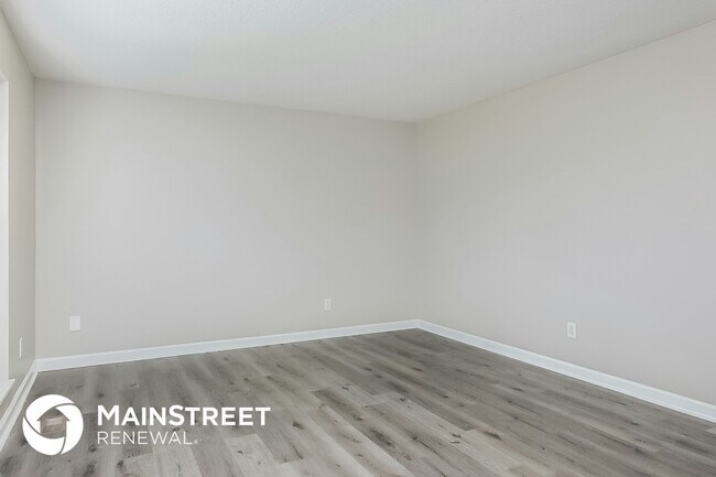 Foto del edificio - 4905 S Singing Woods Pl