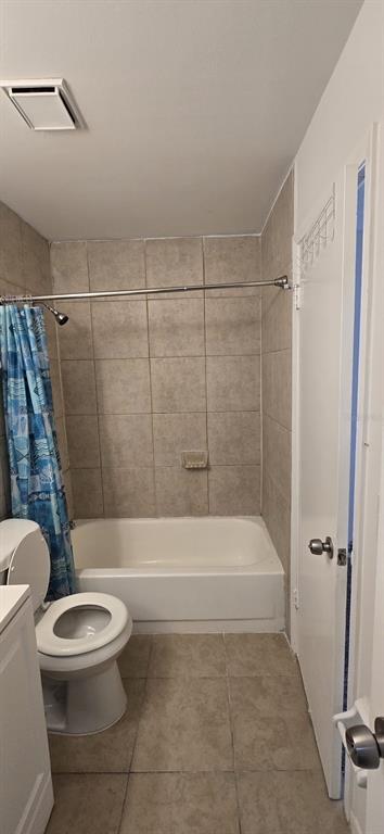 Foto del edificio - 11014 Yorkshire Ridge Ct