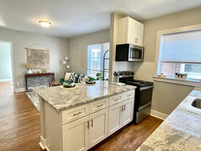 Foto del edificio - 2117 Maury Ave