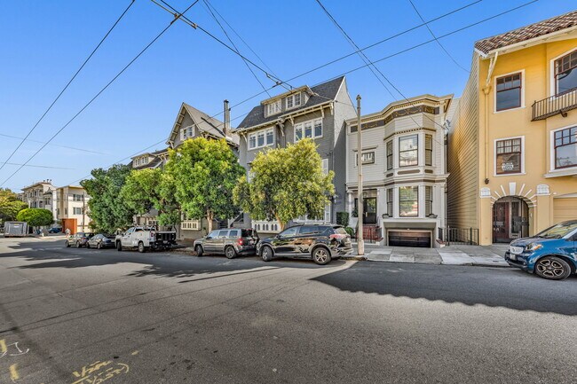 Building Photo - 2915 Jackson St