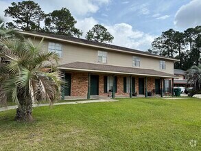 Building Photo - 1572 Savannah Dr