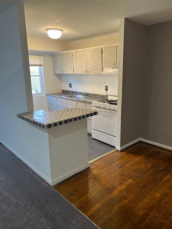 Building Photo - 3908 Liberty Heights Ave