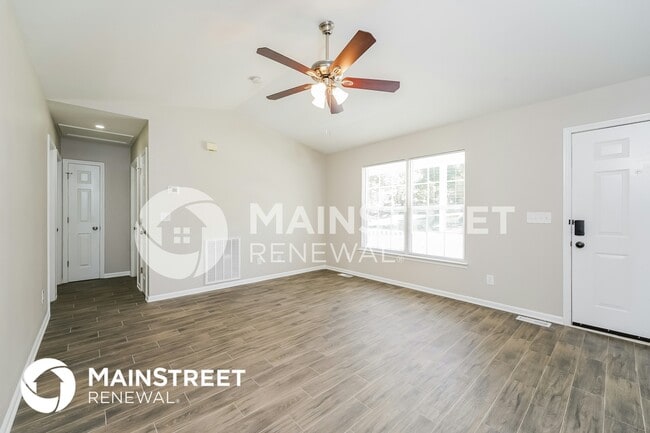 Foto del edificio - 5206 Greenwood Ln