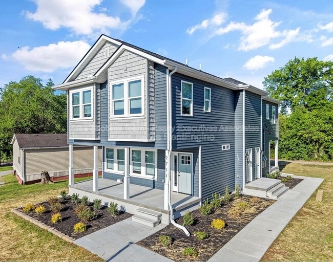 Photo - 2711 Tarleton Ave Townhome