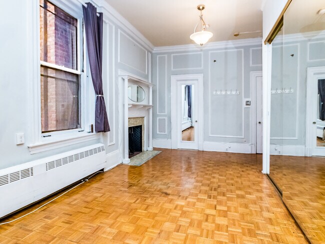 Building Photo - 21 Beacon St