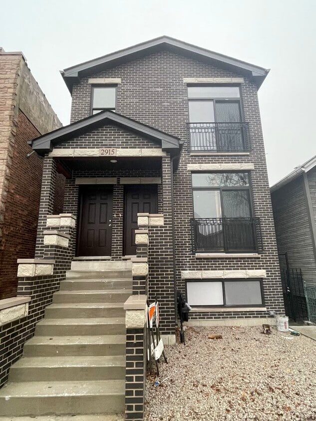 2915 S Princeton Ave Unit 2, Chicago, IL 60616 Condo for Rent in