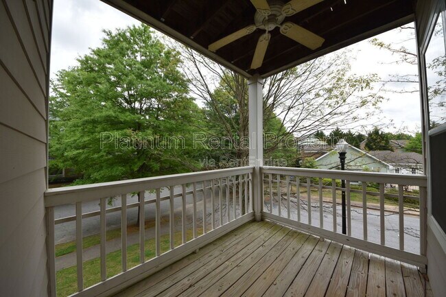 Building Photo - 1752 Pryor Rd SW