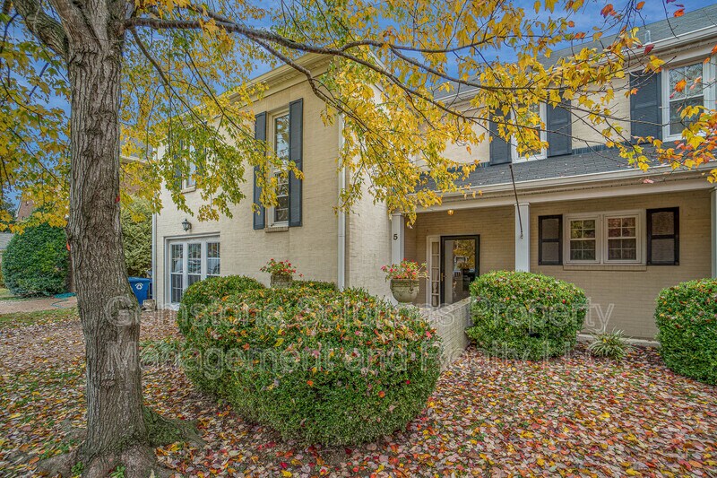 1129 W Main St Unit 5, Franklin, TN 37064 Condo for Rent in Franklin