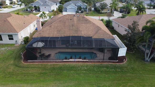 Foto del edificio - 566 Planters Manor Way