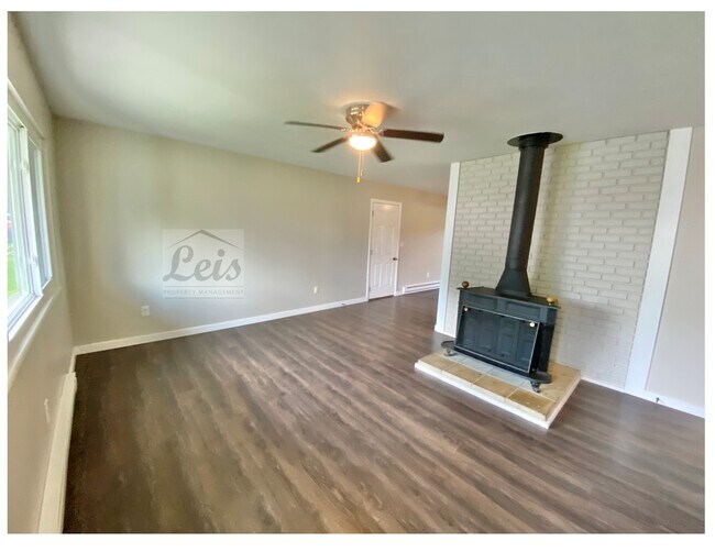 Foto del edificio - 1473 Skylark Dr
