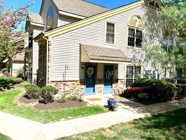 Foto del edificio - 1109 Foxmeadow Dr