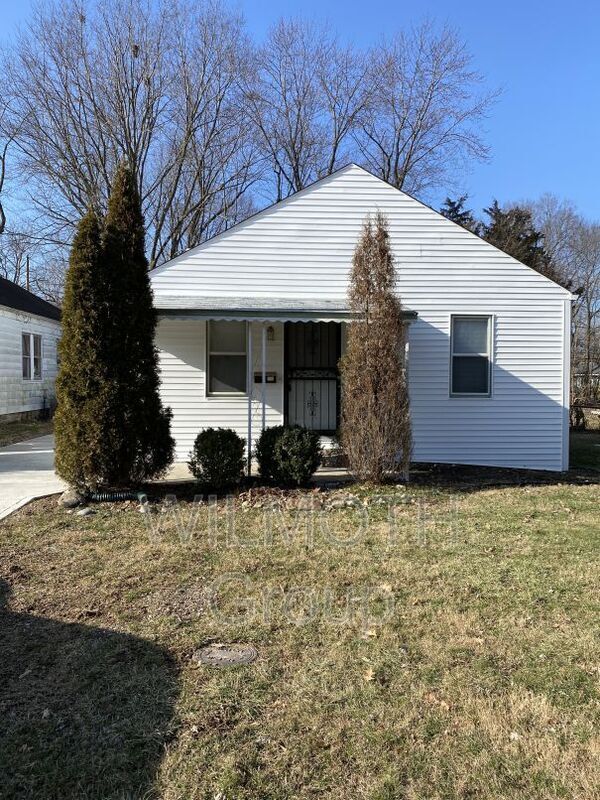 4310 Crittenden Ave, Indianapolis, IN 46205 House Rental in