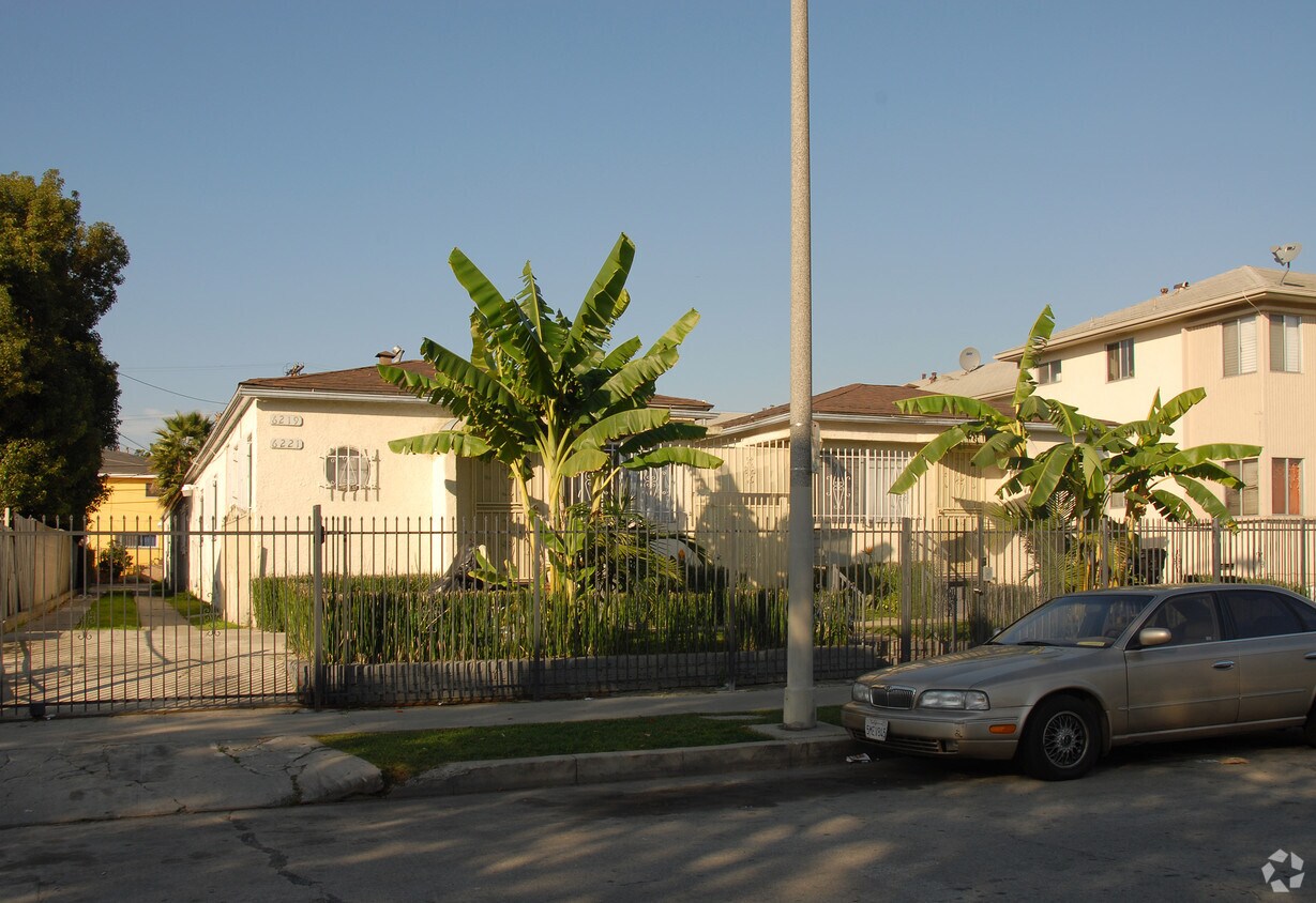 Primary Photo - 6215-6219 10th Ave
