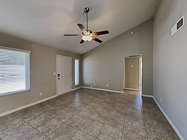 Building Photo - 4561 W Taro Dr