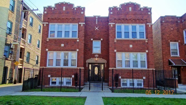 Building Photo - 6642 S Troy St