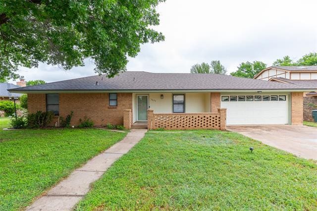 Building Photo - 3826 Crest Way