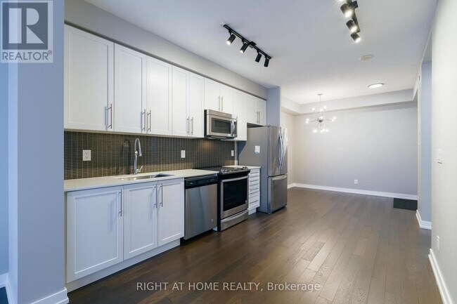Building Photo - 4011 Brickstone Mews