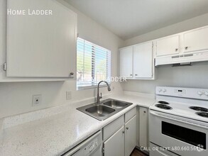 Building Photo - 440 Florence Heights Dr