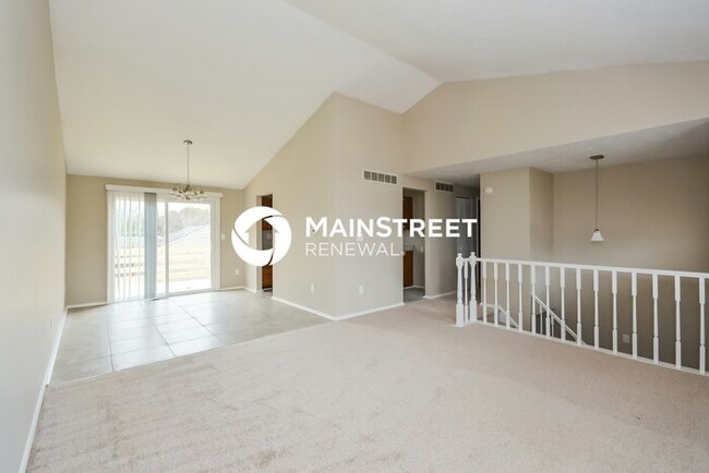 Building Photo - 2077 Raintree Pl